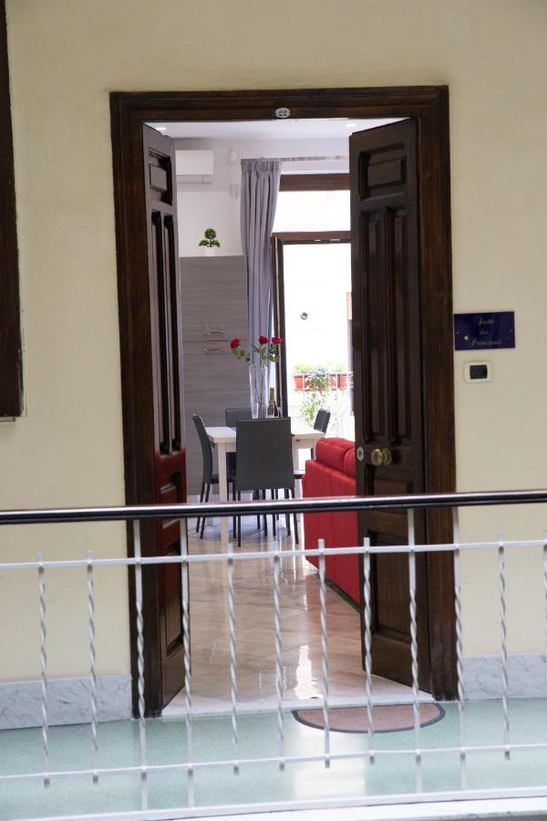 Suite Dei Principati Salerno Luaran gambar