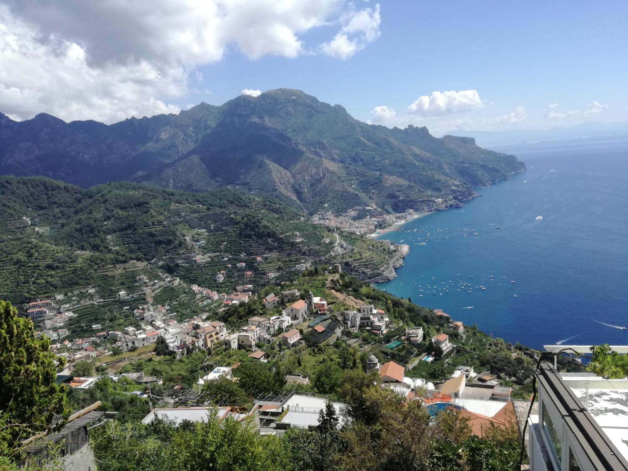 Suite Dei Principati Salerno Luaran gambar
